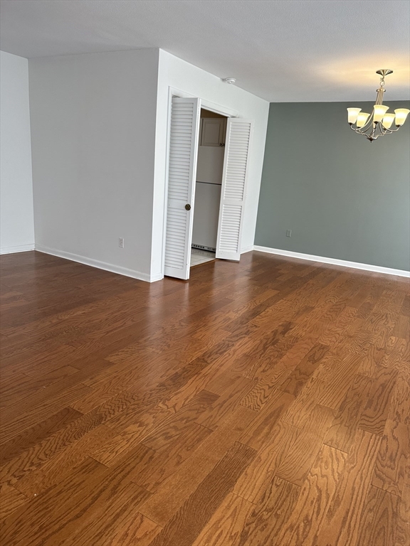 20 Hammond Pond Pkwy, Chestnut Hill