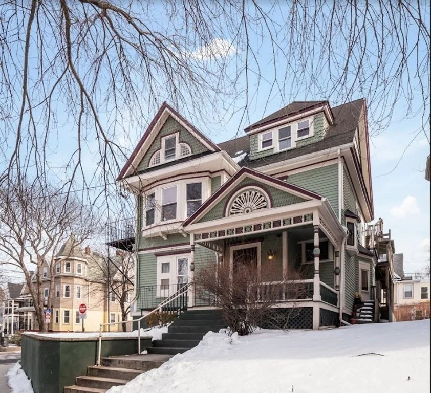 97 College Ave, Powder House Square