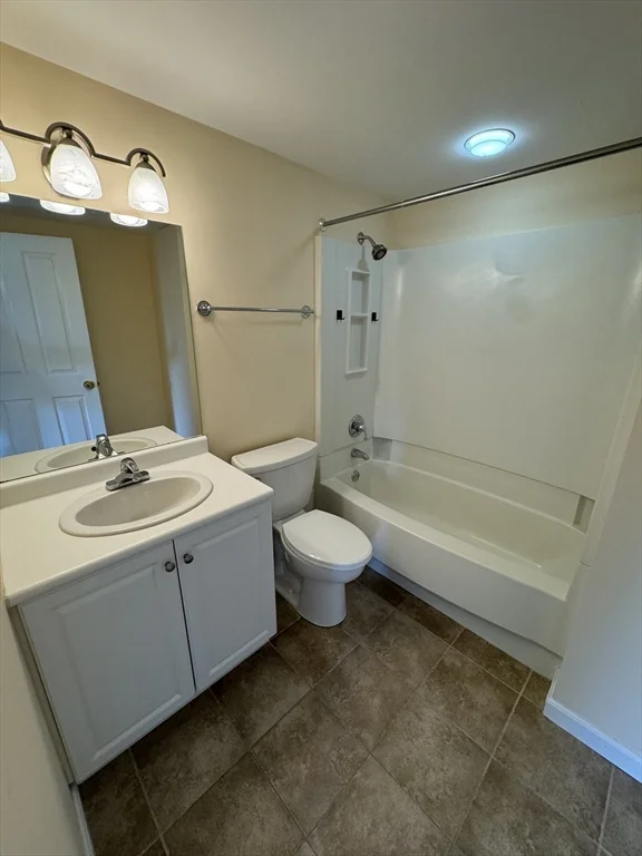 8 Museum Way, East Cambridge