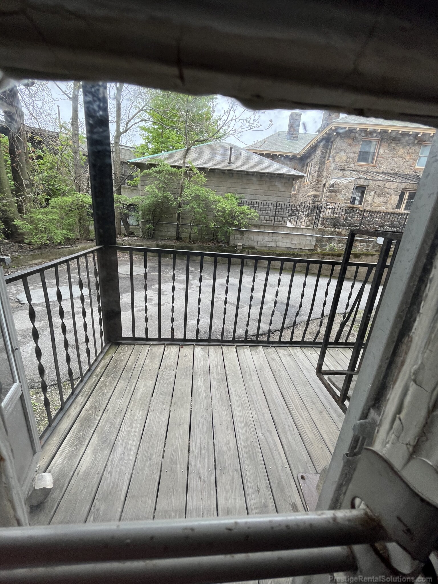 1638 Commonwealth Ave, Brighton