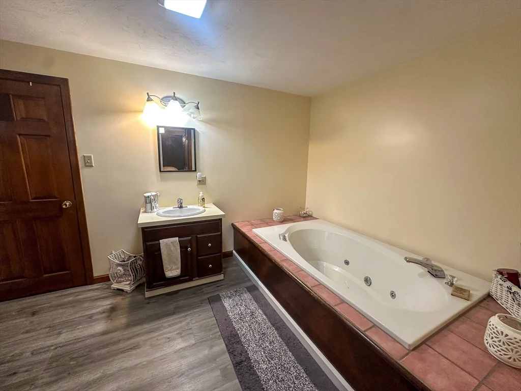 284 Washington St, Taunton