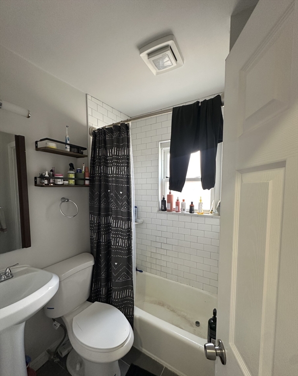 8 Montfern Ave, Brighton