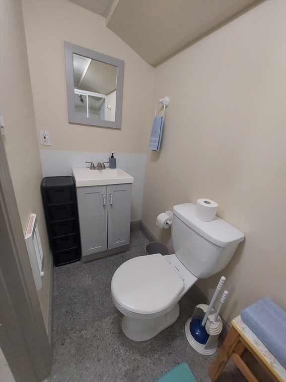 31 Tapley Ave, Revere