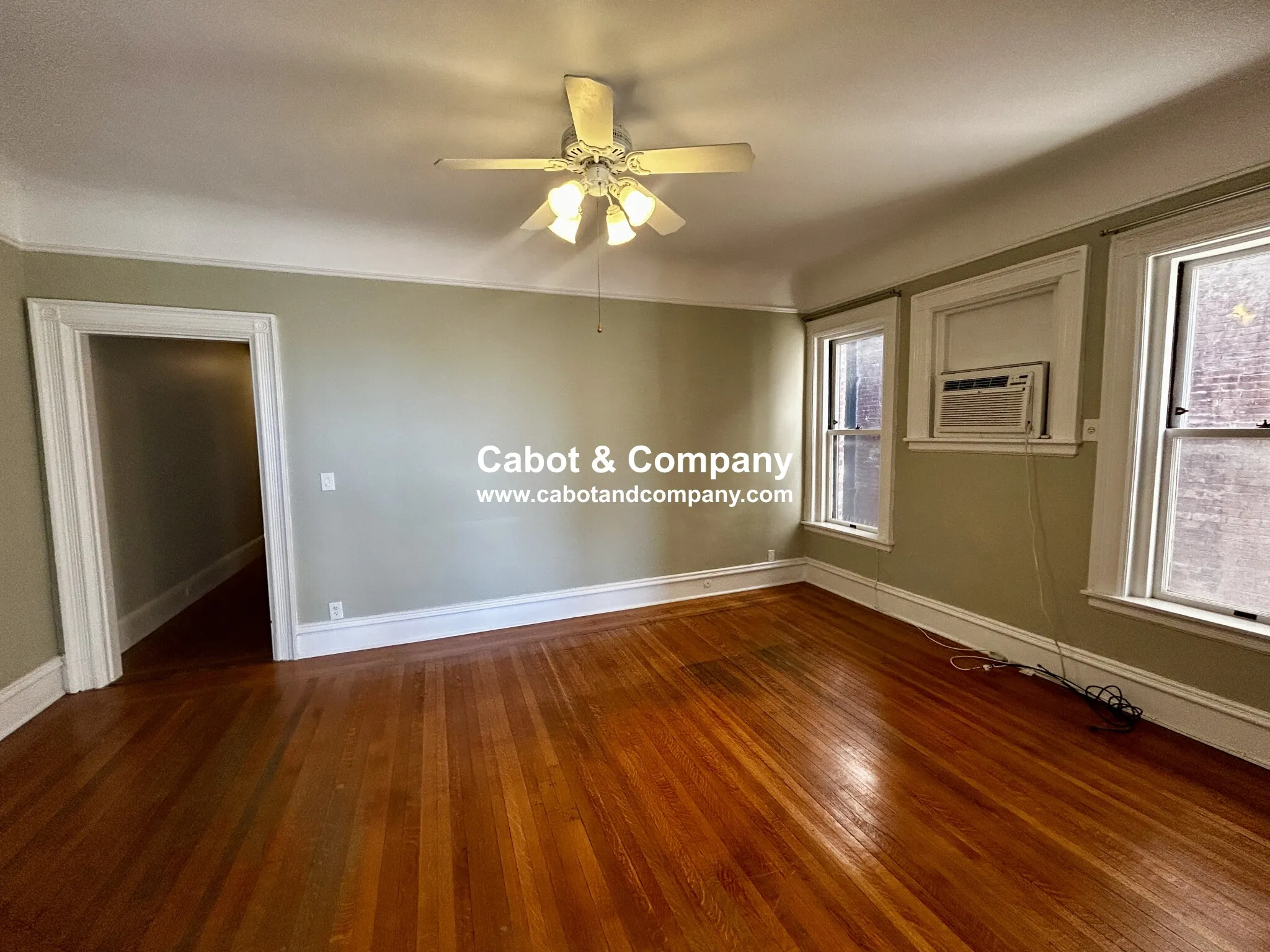 259 Beacon St, Back Bay