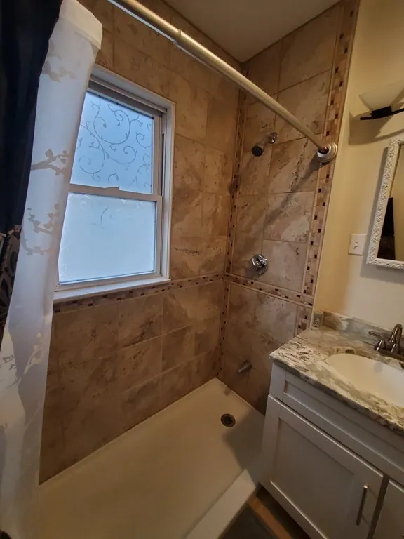 58 Creeley Rd, Waverley