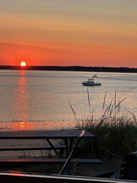 4 79th St, Plum Island