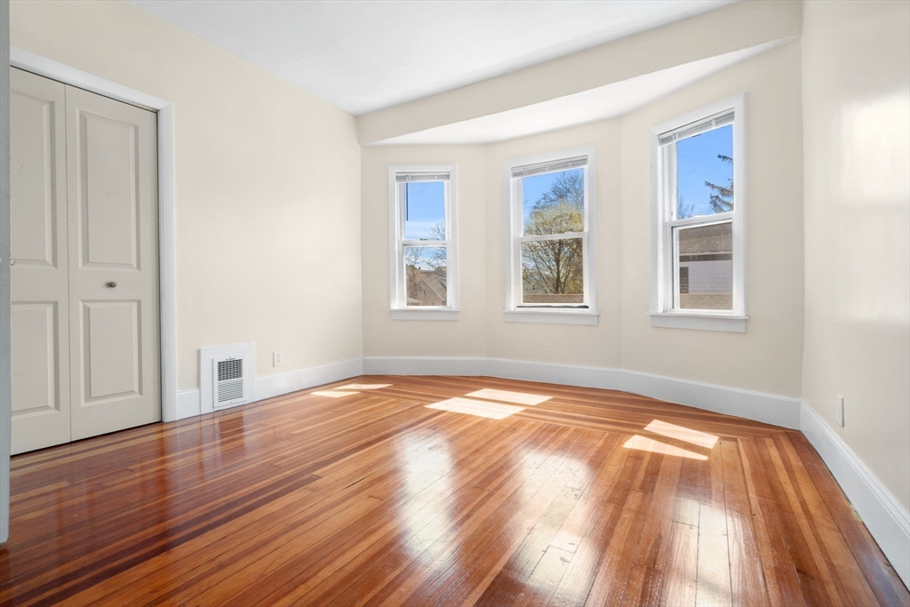 14-16 Child St, Hyde Park