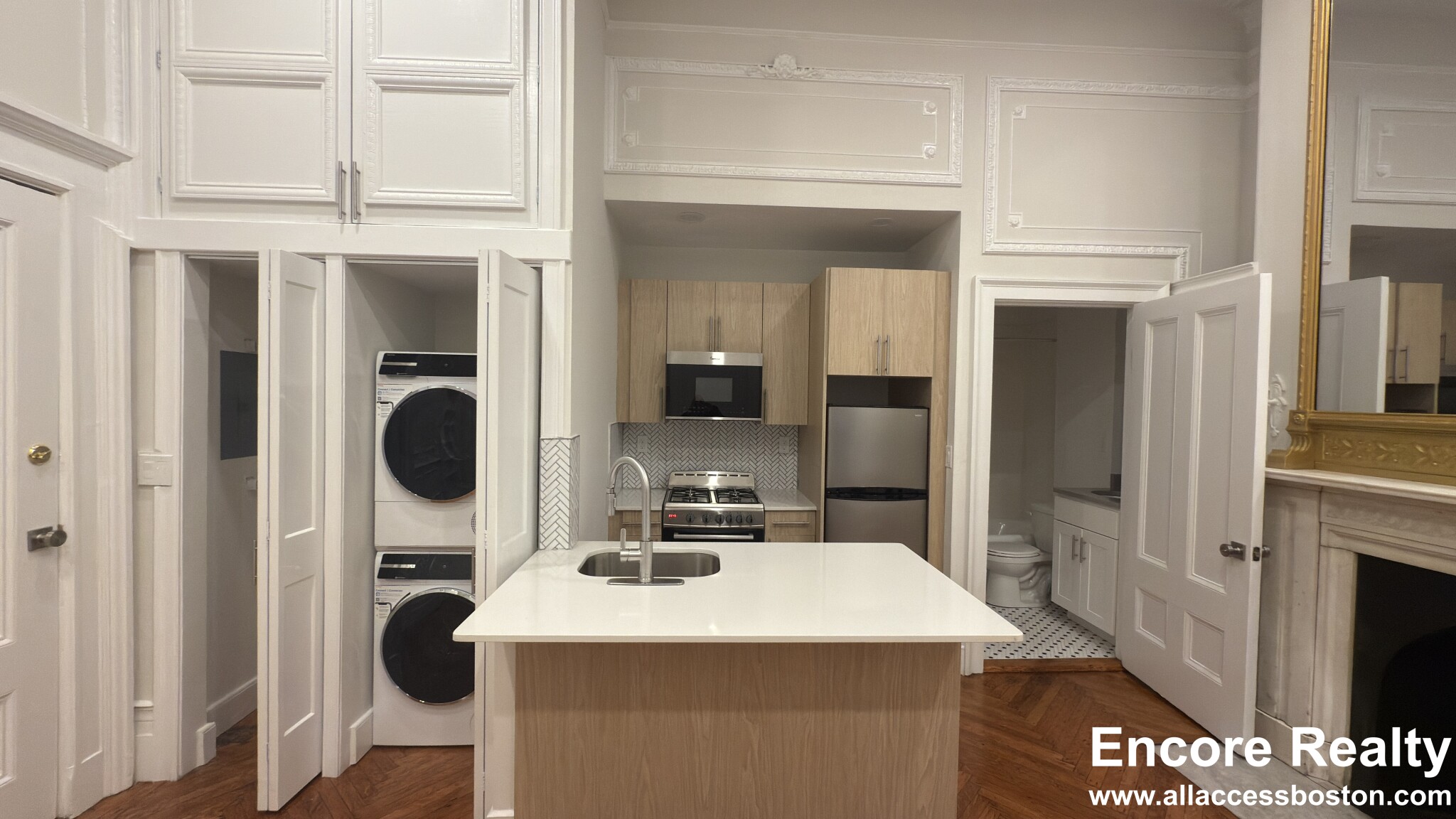 2 Joy St, Beacon Hill