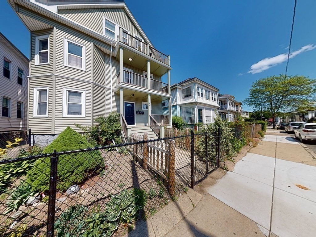 46 Floyd St, Boston
