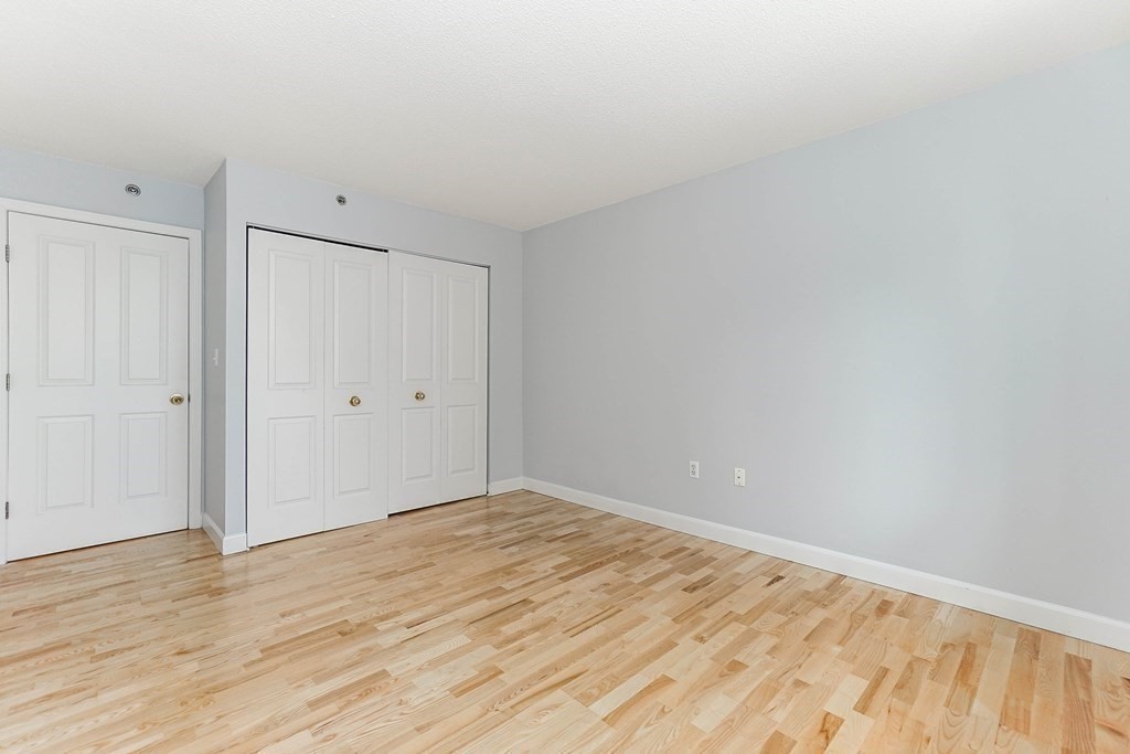 8-12 Museum Way, East Cambridge