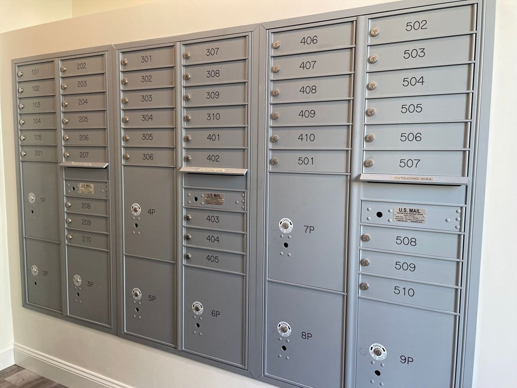 60 Shirley Ave, Revere