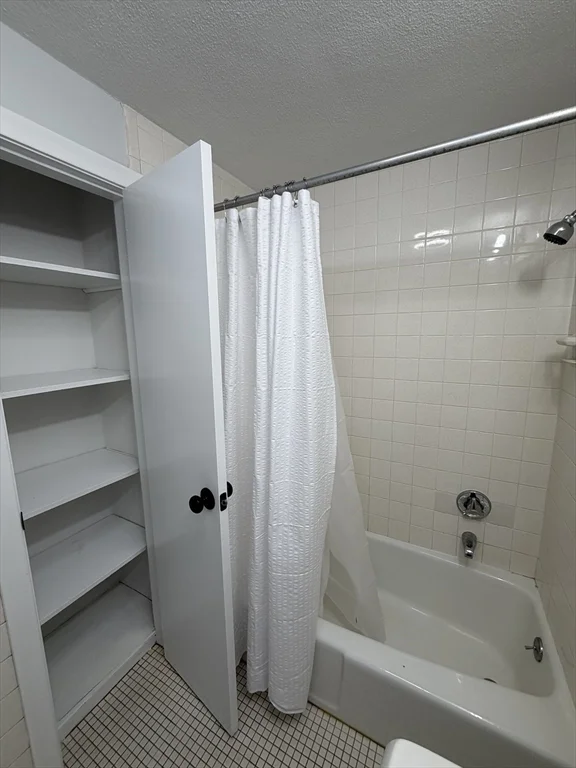 103 Trapelo Rd, Waltham