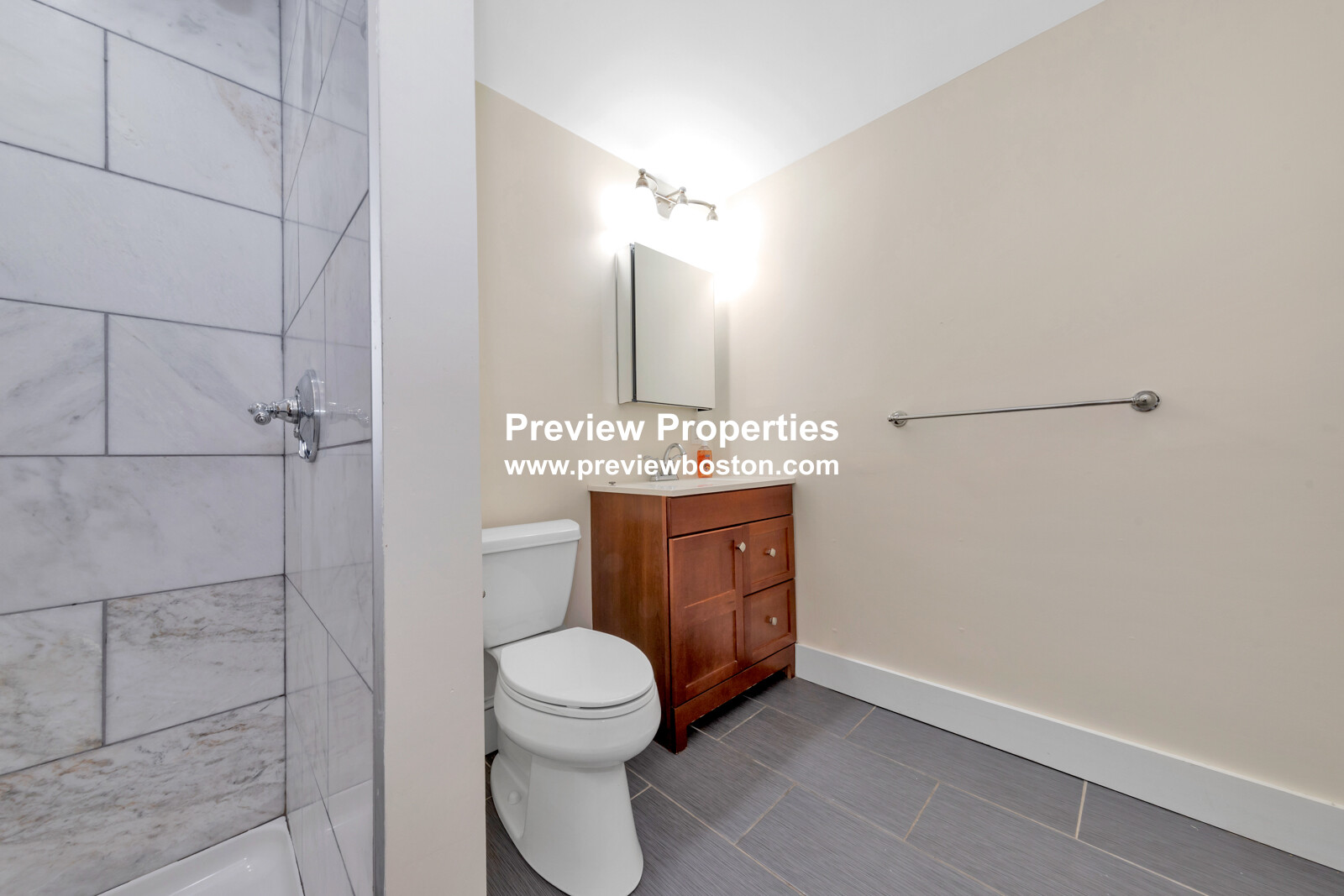 4 School St, Roxbury