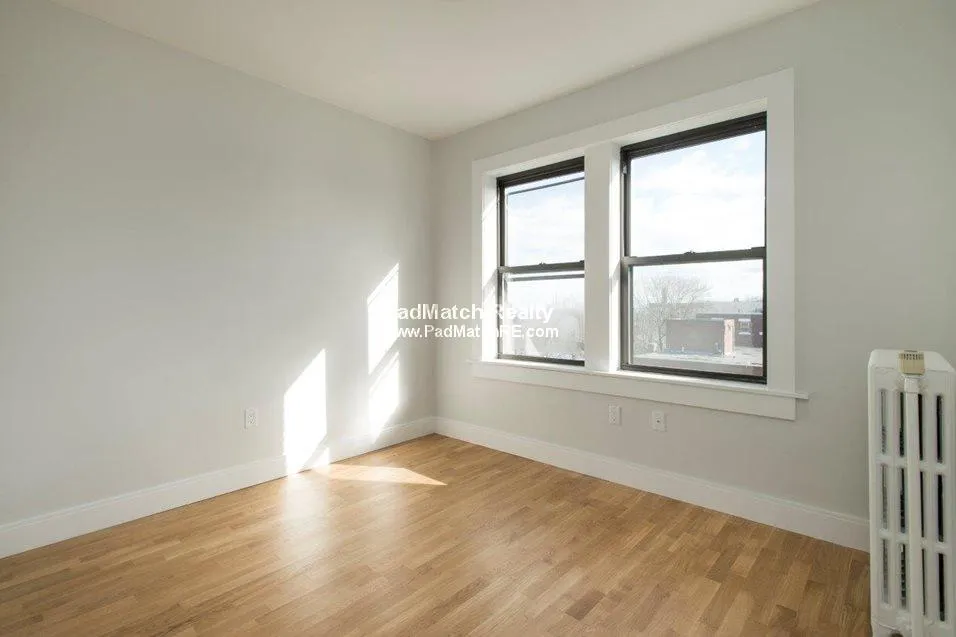 123 Highland Ave, Winter Hill