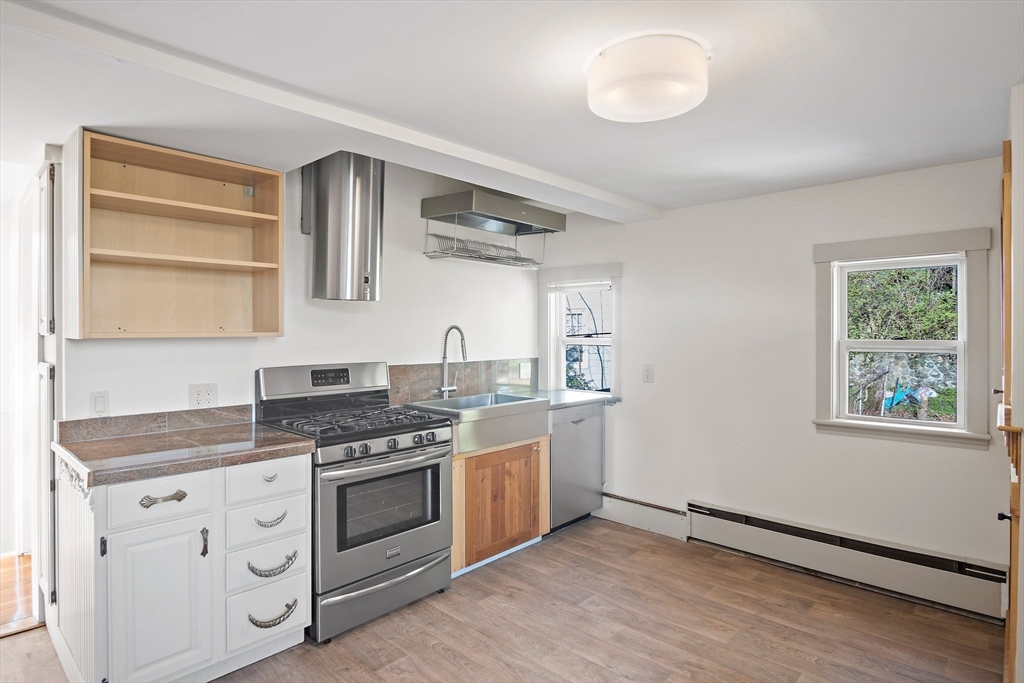 83 Marvin Rd, Melrose