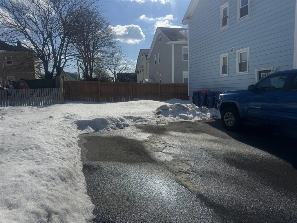 67 Sycamore St, East Fairhaven