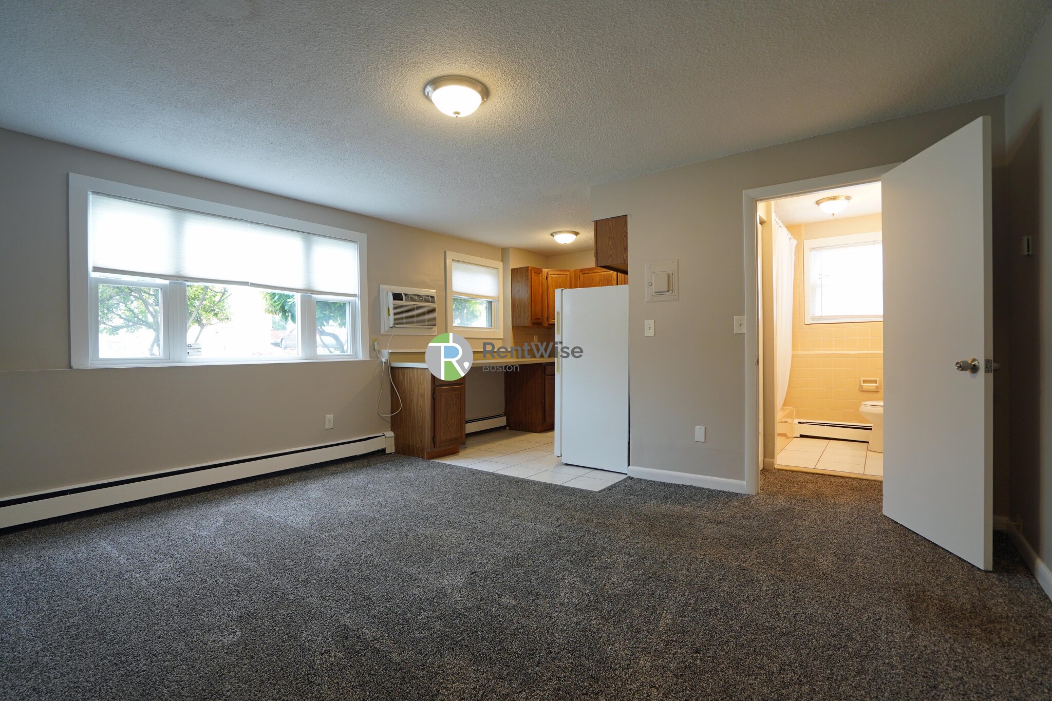 121 Ash St, South Side