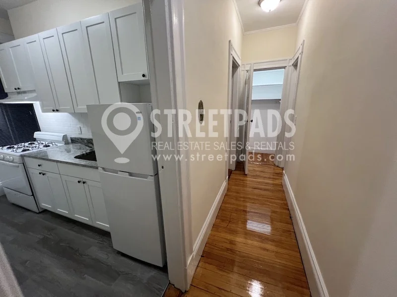 2 Ware St, Mid-Cambridge