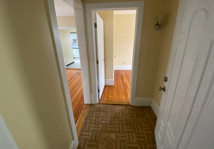 8 Bennett St, South Medford