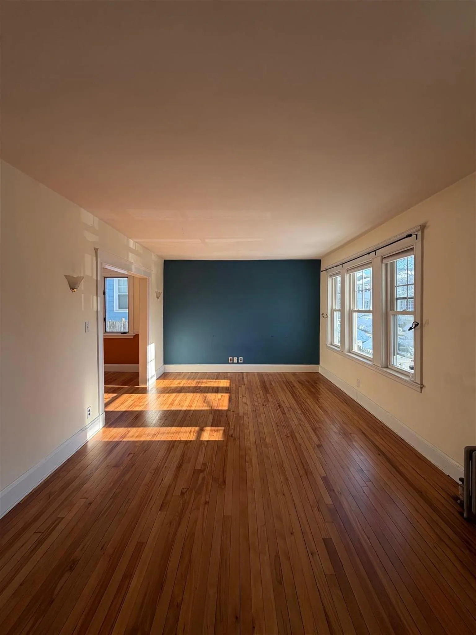 67 Fairfax St, West Somerville