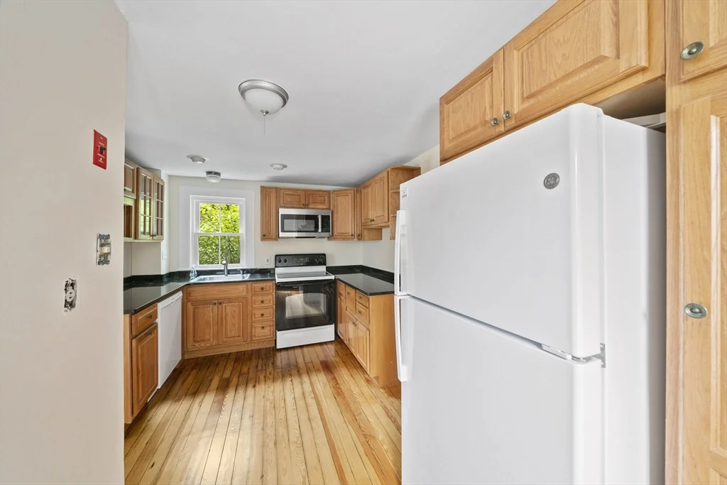 17 Lovers Ln, Duxbury