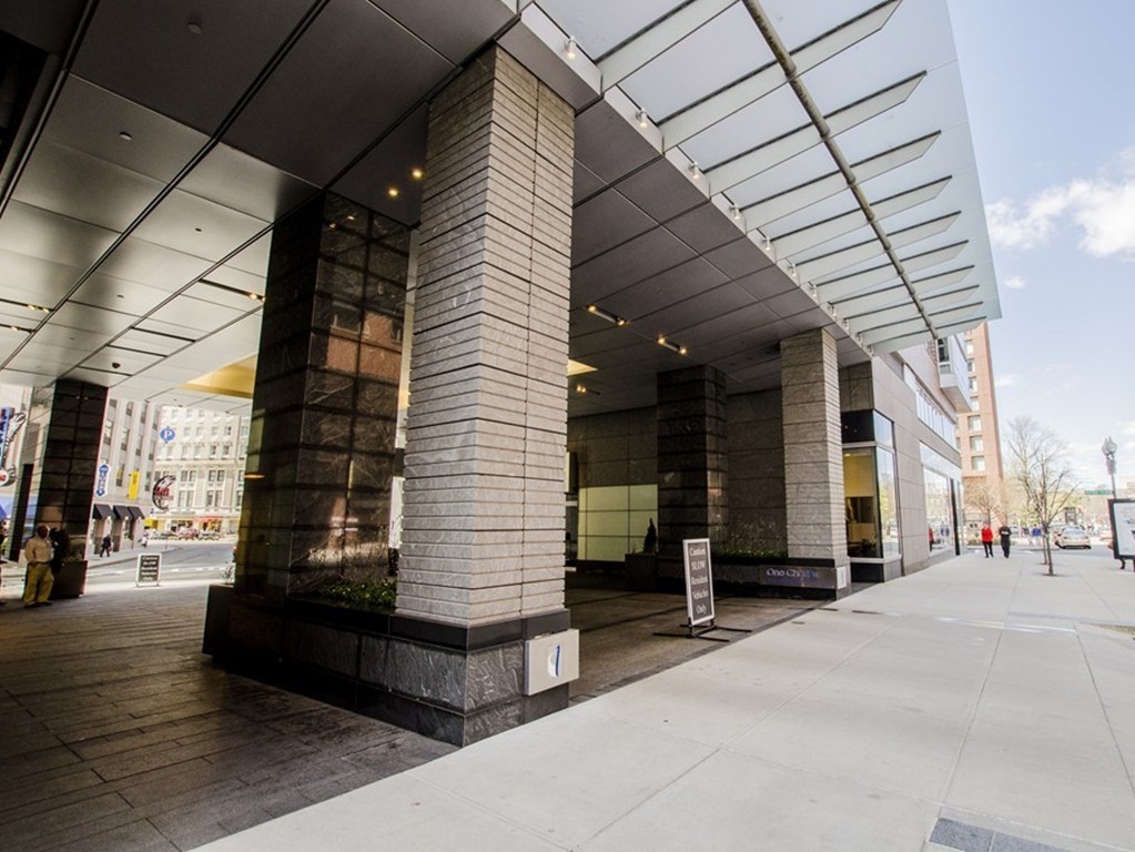 1 Charles St, Midtown