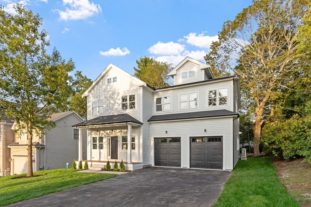 22 Estabrook Rd, Lexington