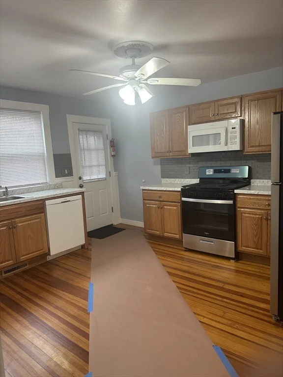 31 Forest Ave, North Plymouth