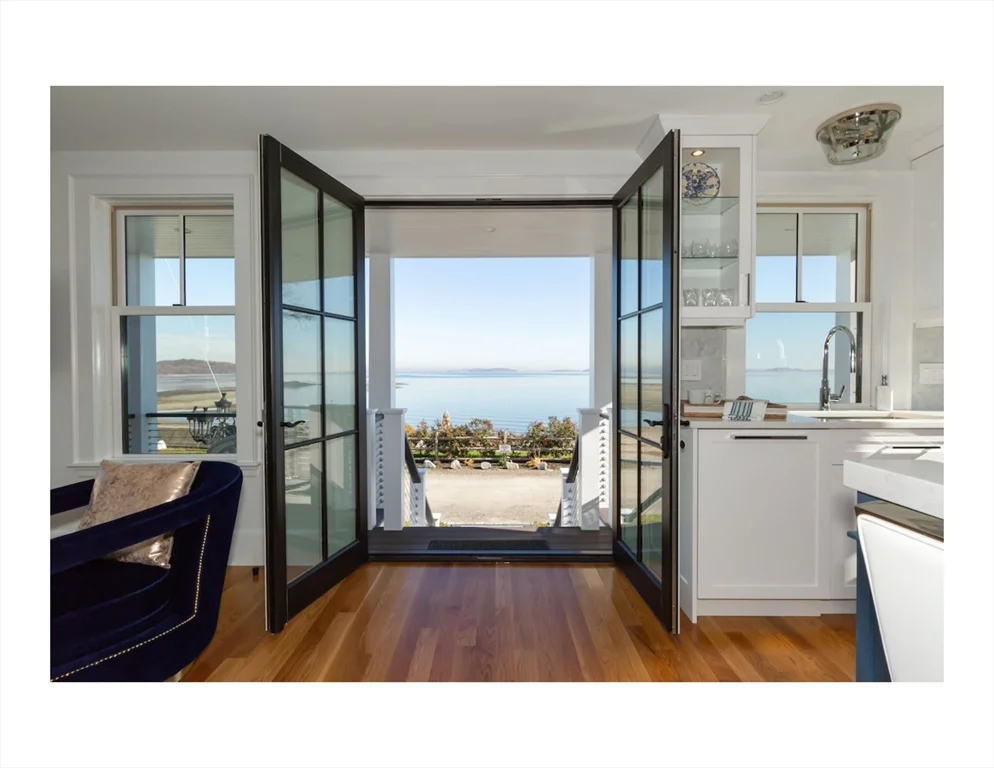 153 Bayside Rd, Quincy