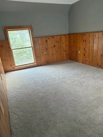 12 Mayhew St, Hopkinton