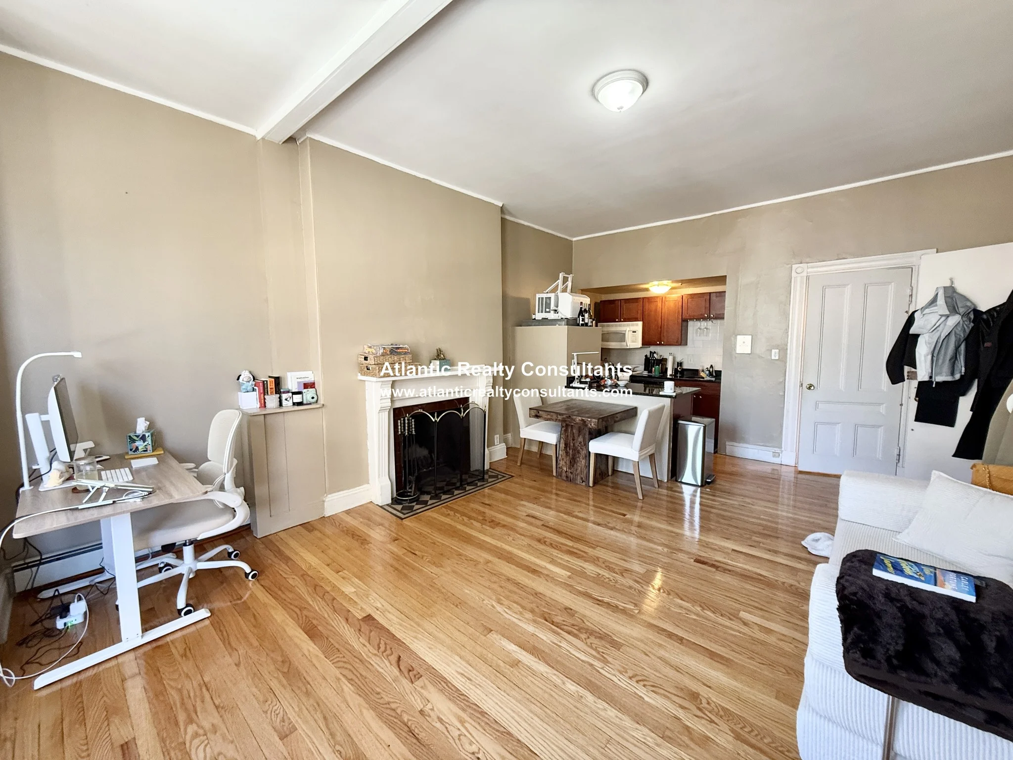 337 Beacon St, Back Bay