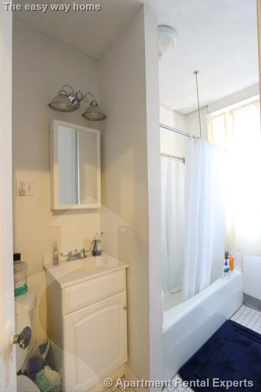 335A Harvard St, Harvard Square