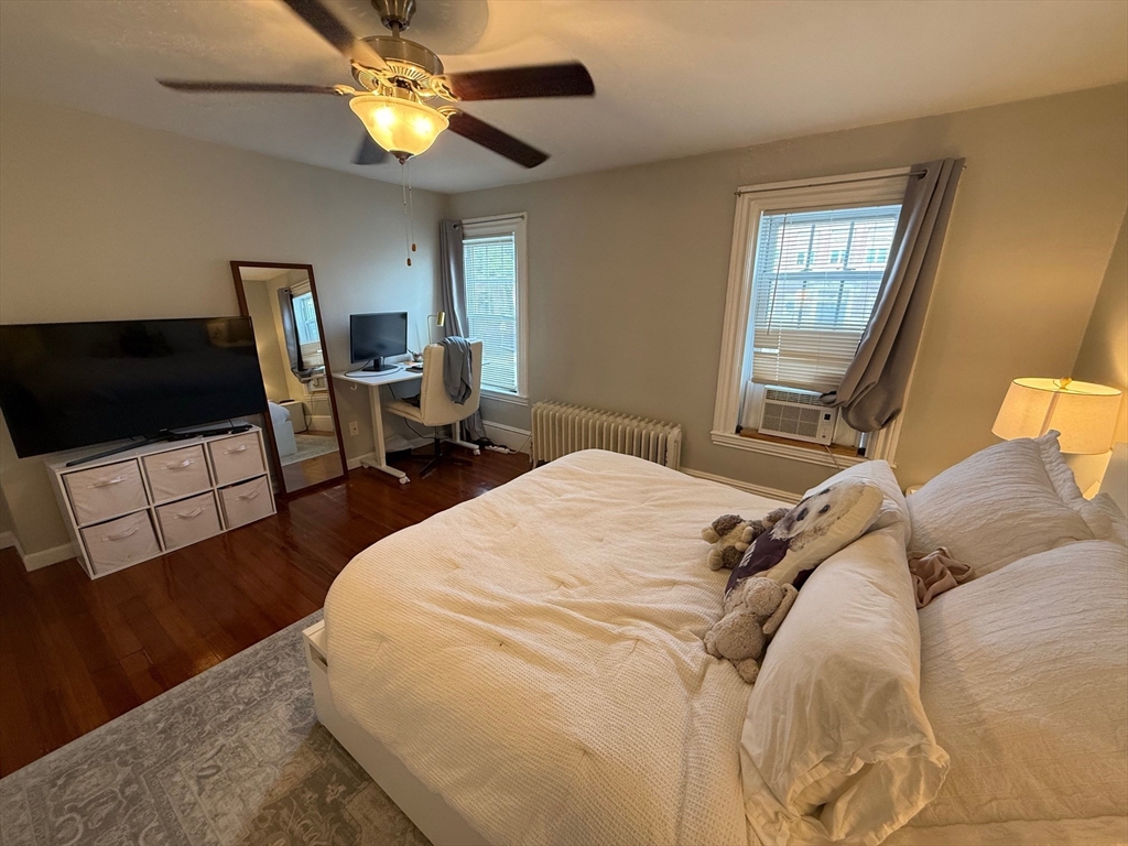 350 Dorchester St, South Boston