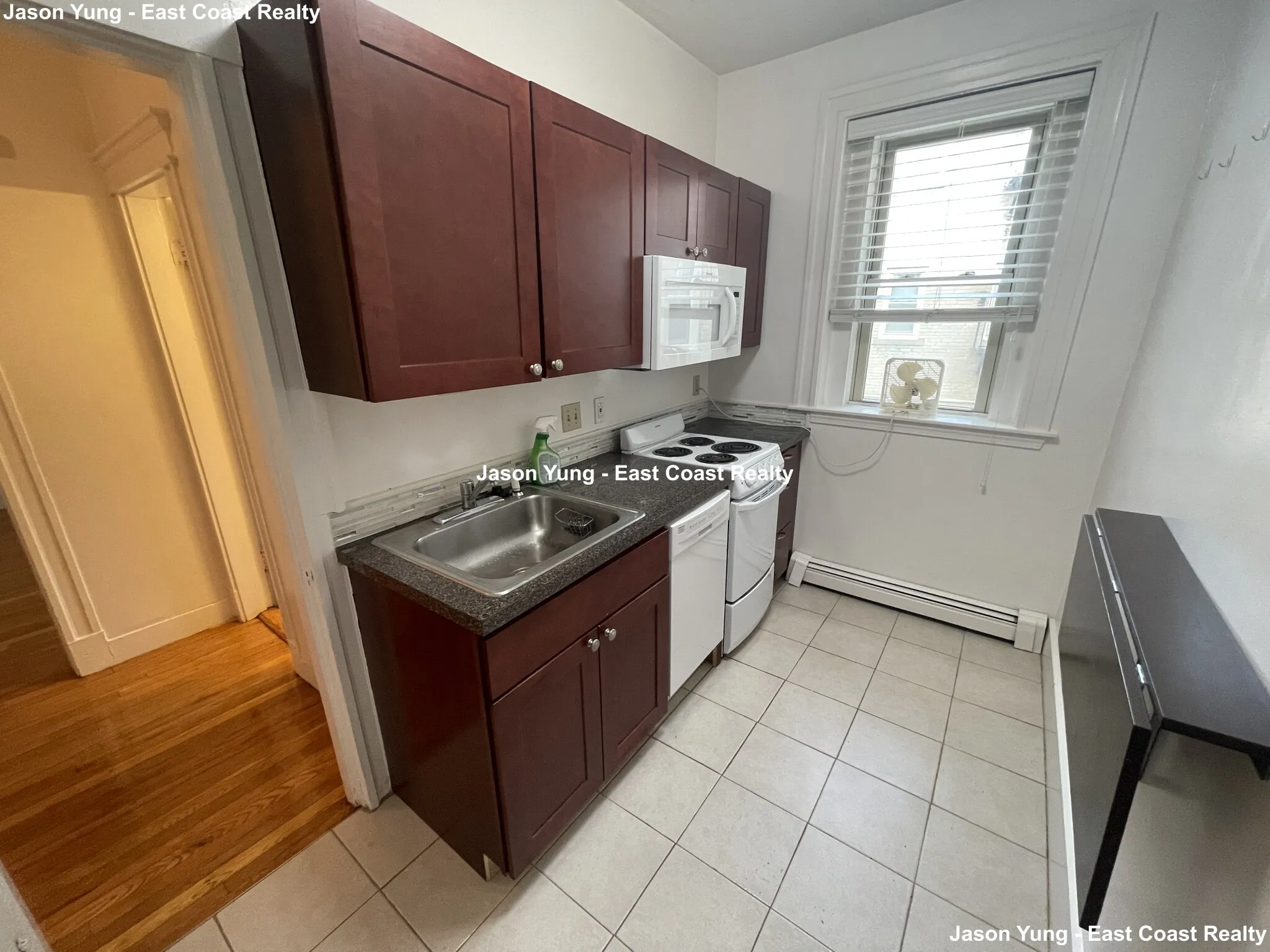 1677 Commonwealth Ave, Brighton