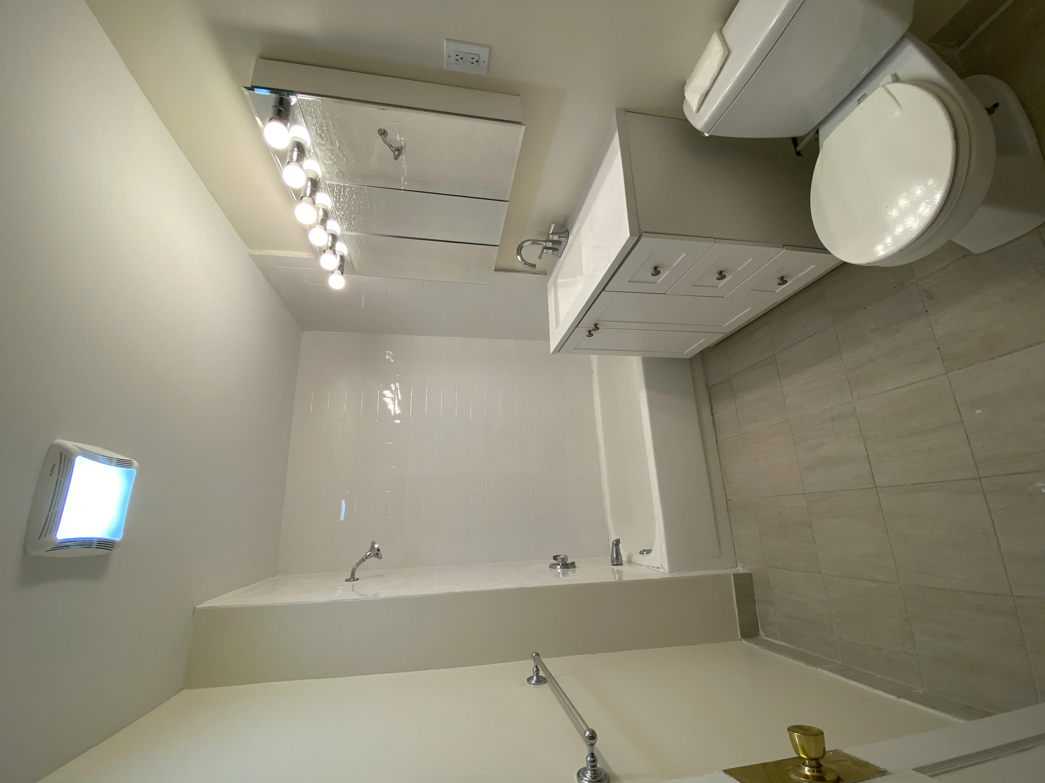 15 Barrows St, Allston