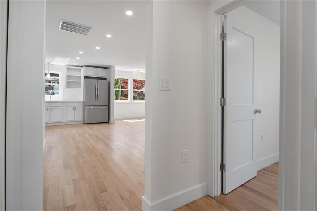 3 Cummings Cir, Randolph