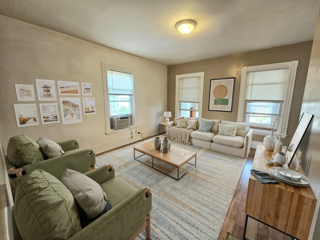 398 Charles St, Malden