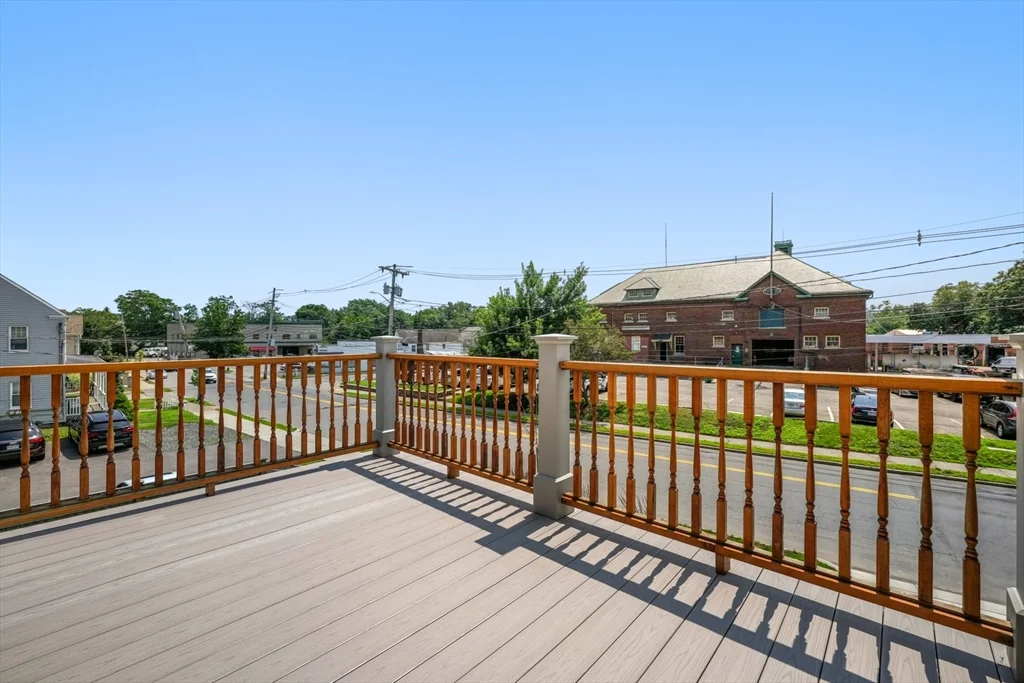 99 Crafts St, Newtonville