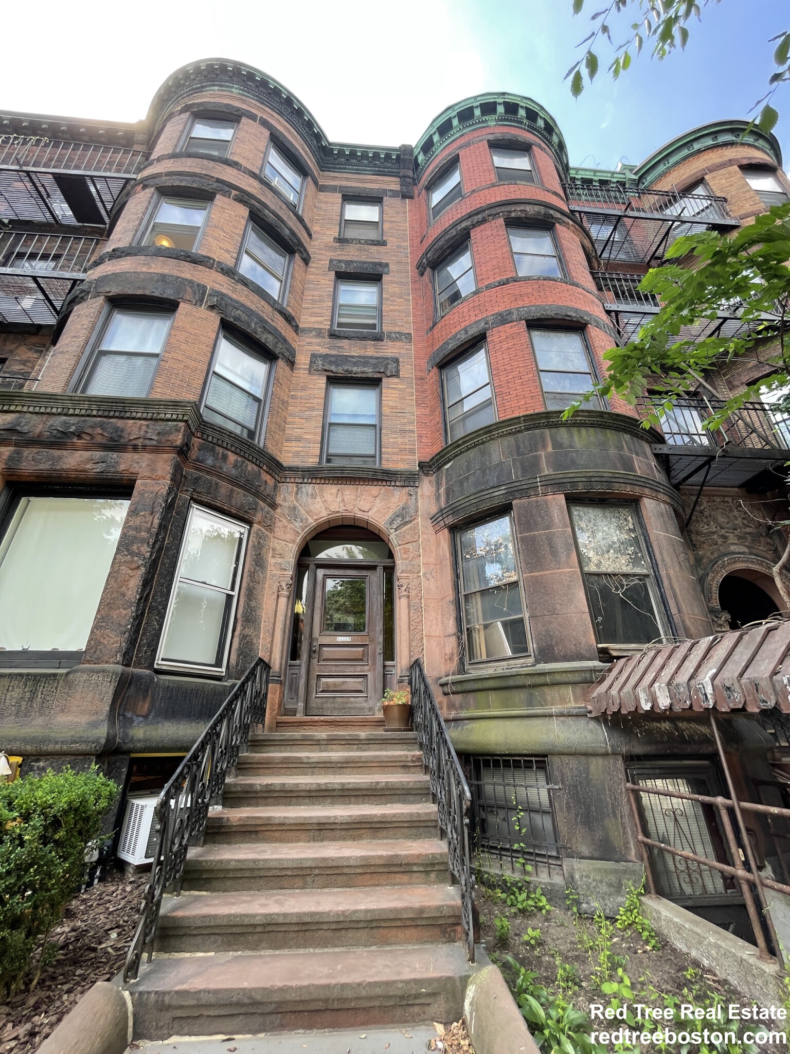 849 Beacon St, Fenway