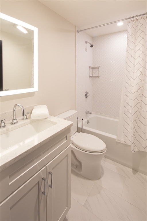 92 Brown St, Waltham