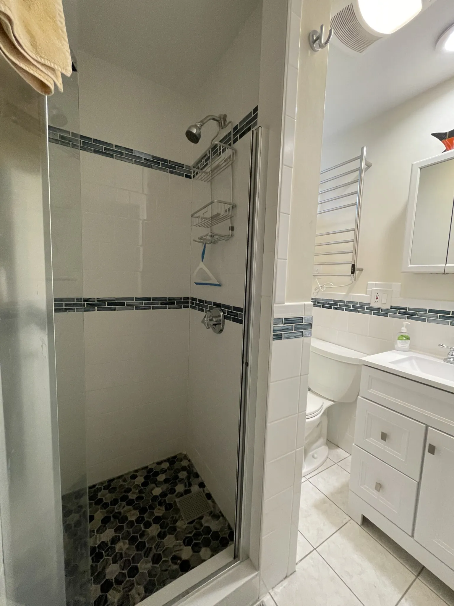 56 Hobson St, Oak Square