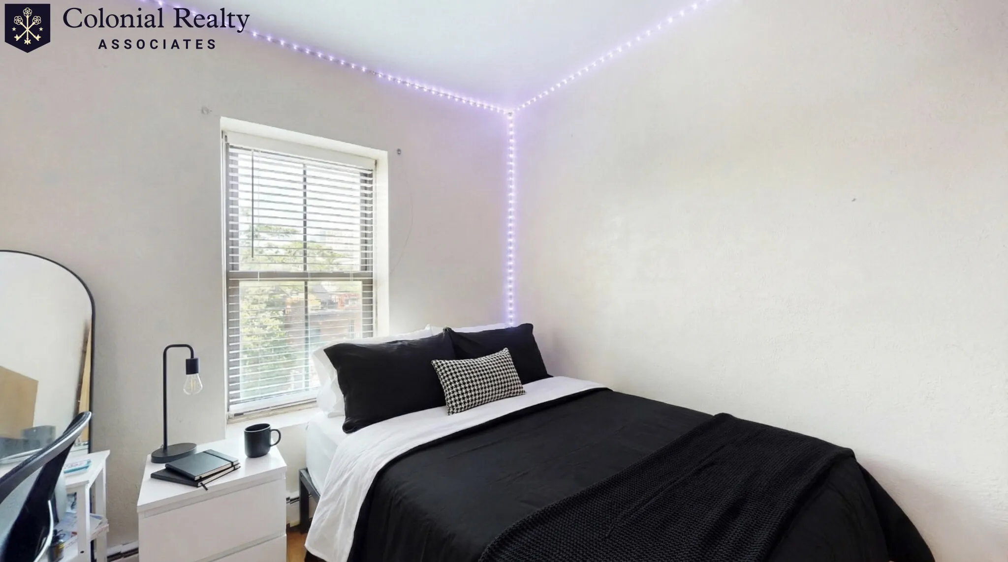 88 Hammond St, Roxbury