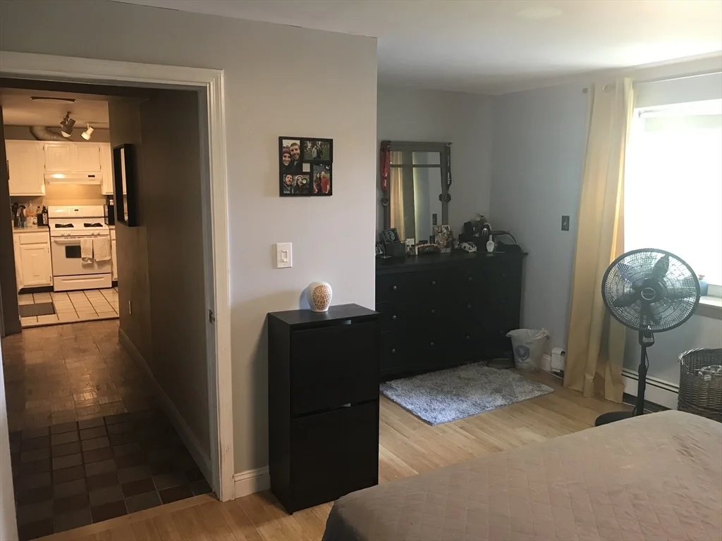 99 W 4th St, South Boston