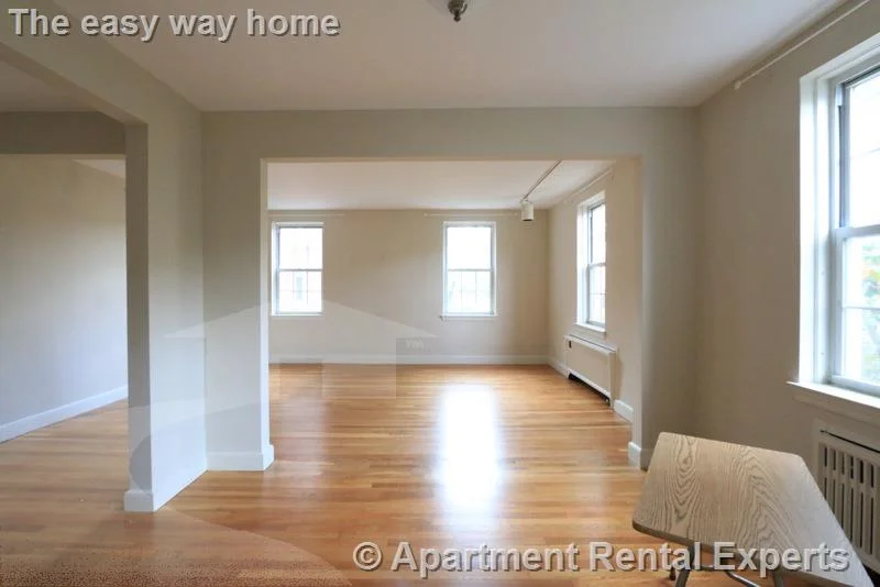 1716 Cambridge St, Harvard Square