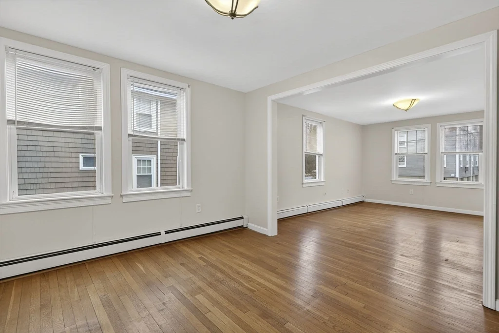 5-7 Linwood Ave, Wyoming