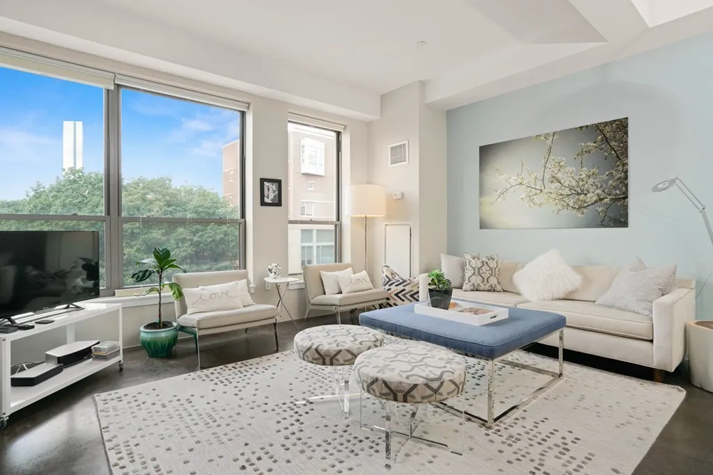 1166 Washington St, South End