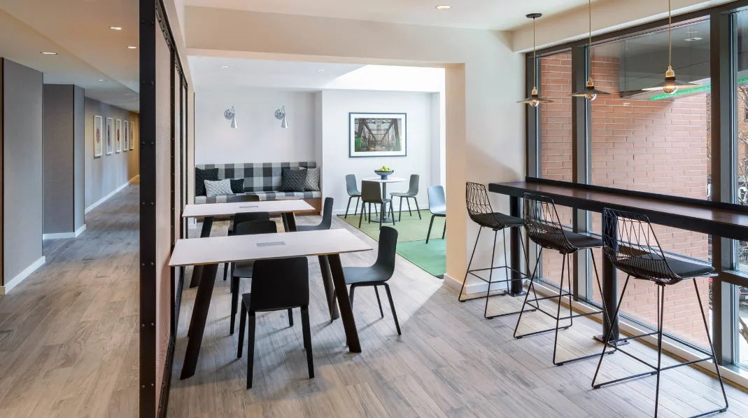 101 Canal St, West End