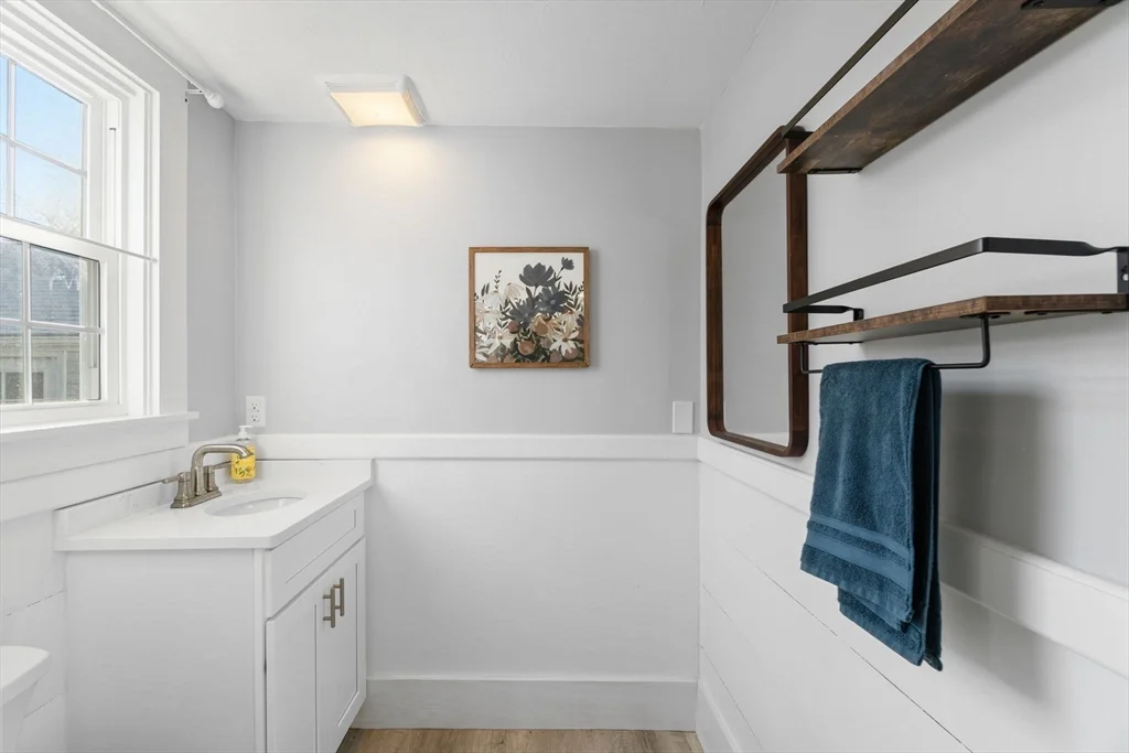 32 Woodside Ave, Wareham