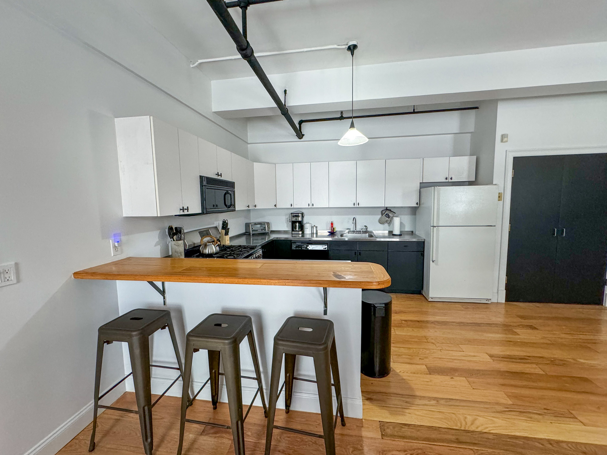 19 Stanhope St, Back Bay