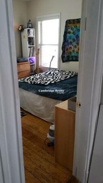 18 Valentine St, Cambridgeport
